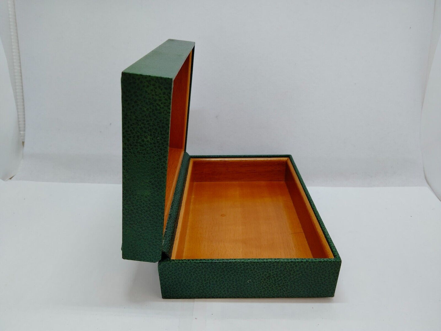 VINTAGE GENUINE ROLEX Wave Green Watch Box case 68.00.08 no inner 0716002y20S