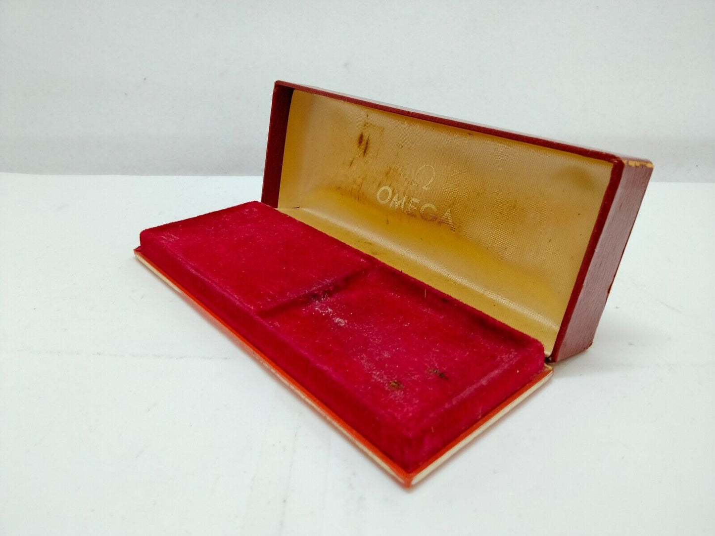 VINTAGE GENUINE OMEGA watch box case red leather 0714001yS