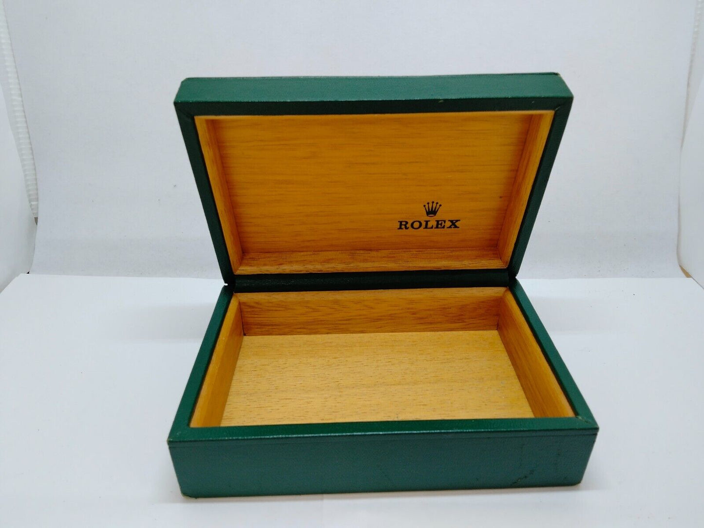 VINTAGE GENUINE ROLEX watch box case 68.00.06 no inner cushion green 0708002y1S