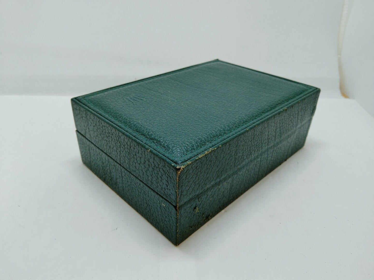 VINTAGE GENUINE ROLEX watch box case no inner cushion 68.00.01 green 0530001mS