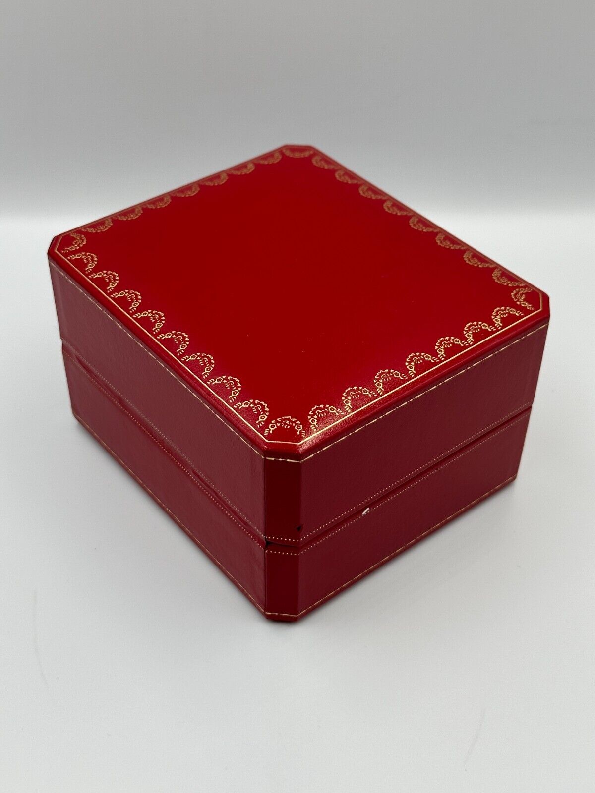 VINTAGE GENUINE Cartier Red watch box case wood leather white 240127001yA