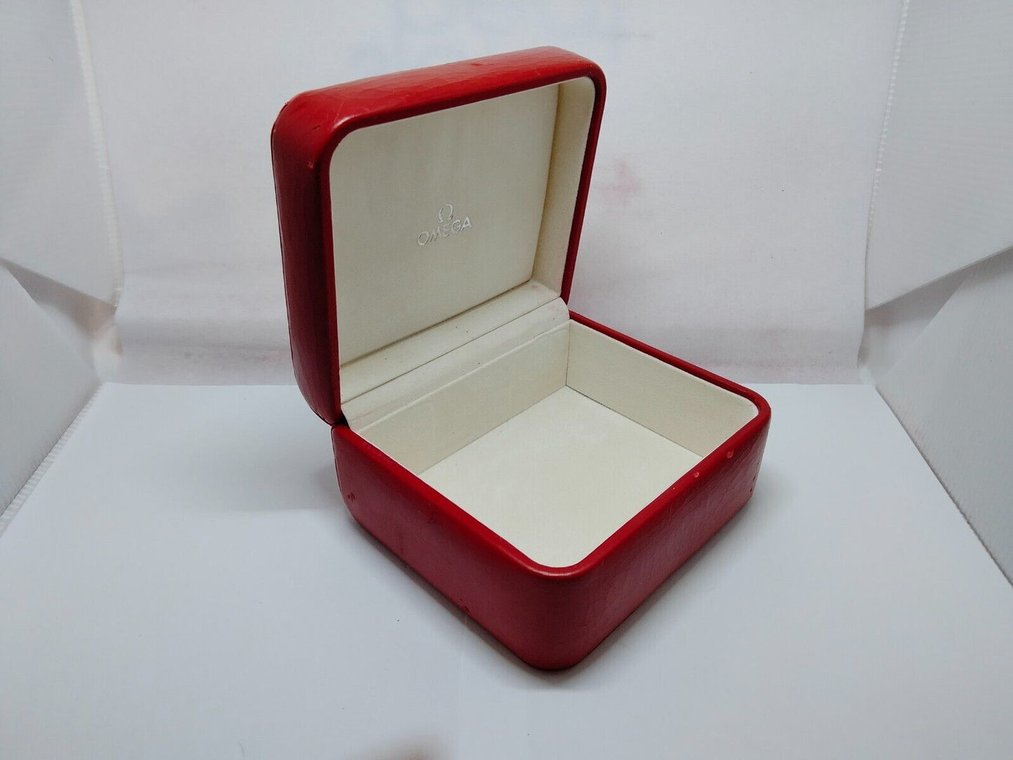 VINTAGE GENUINE OMEGA Seamaster Speedmaster watch box case no inner 1016008yS