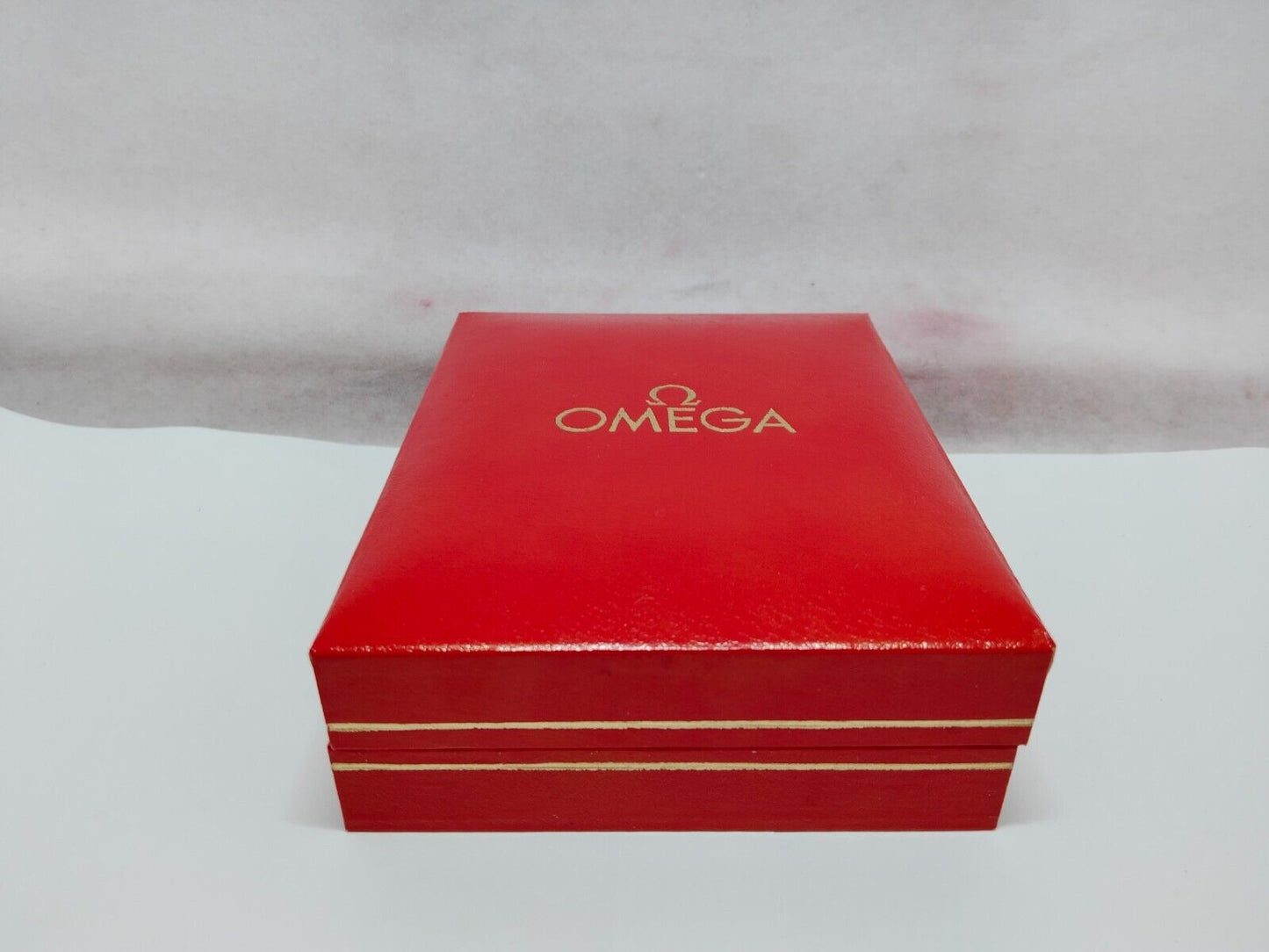 VINTAGE GENUINE OMEGA Seamaster Speedmaster watch box case red 230622001y1S