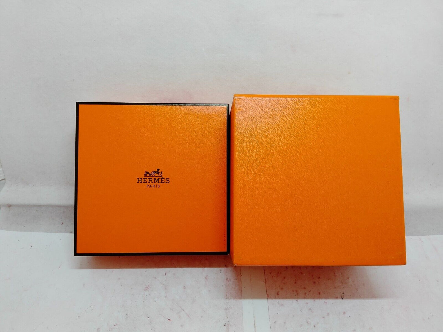 VINTAGE GENUINE HERMES Orange watch box wood leather booklet wood 231105003yS