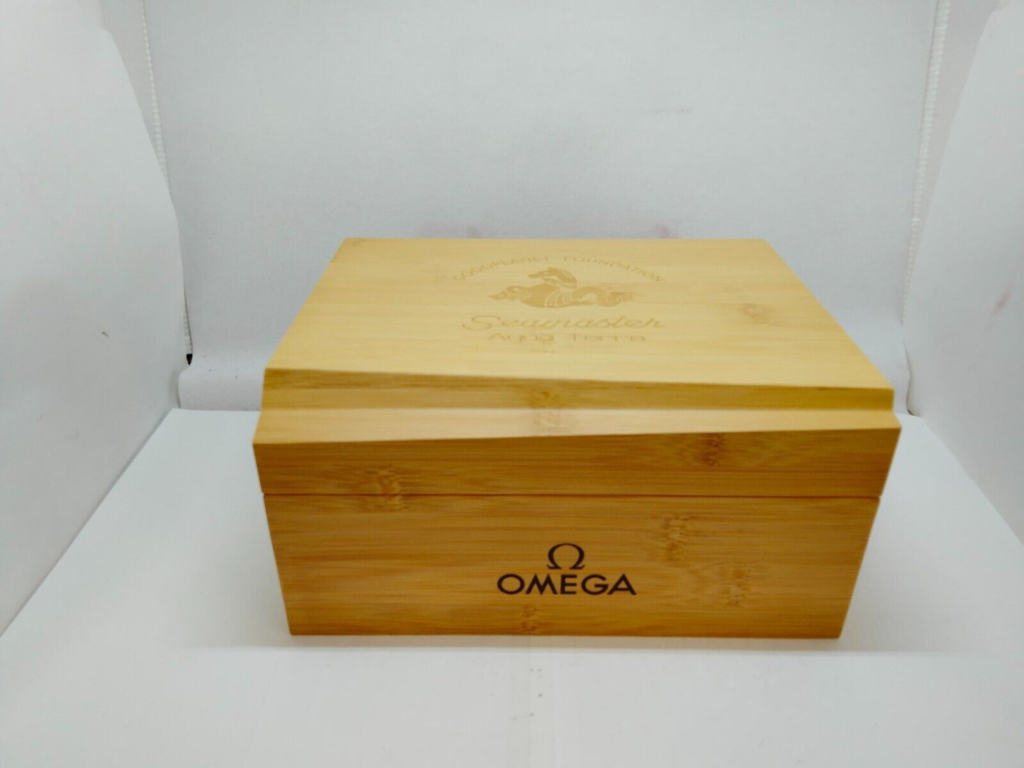 GENUINE OMEGA Seamaster Speedmaster Aqua Terra watch box case booklet 1010001mS