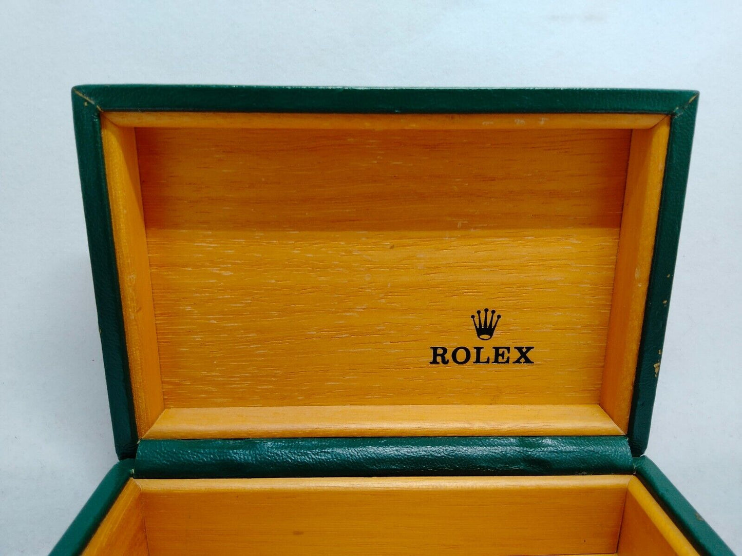 VINTAGE GENUINE ROLEX watch box case 68.00.06 no inner wood green 0119004y8S