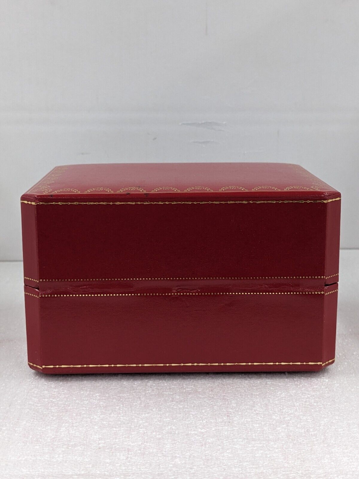 VINTAGE GENUINE CARTIER Watch box case white red CO 1018 wood 230921007y3S