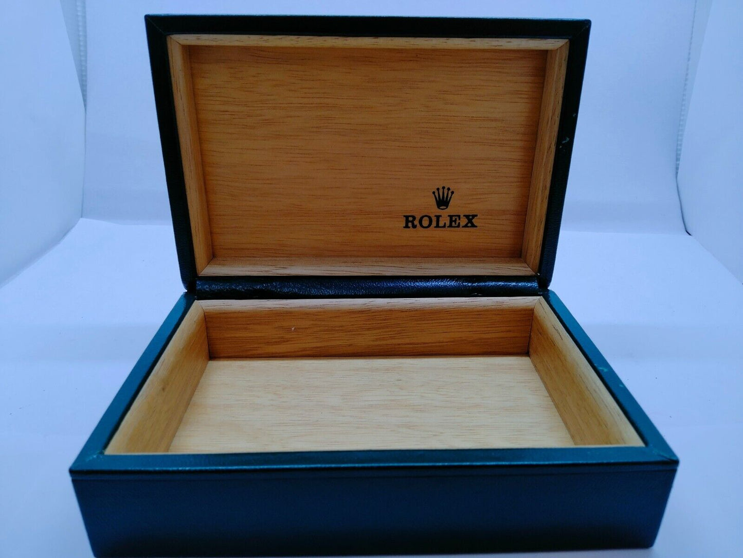 VINTAGE GENUINE ROLEX watch box case no inner cushion 68.00.06 Green 0521003y10S