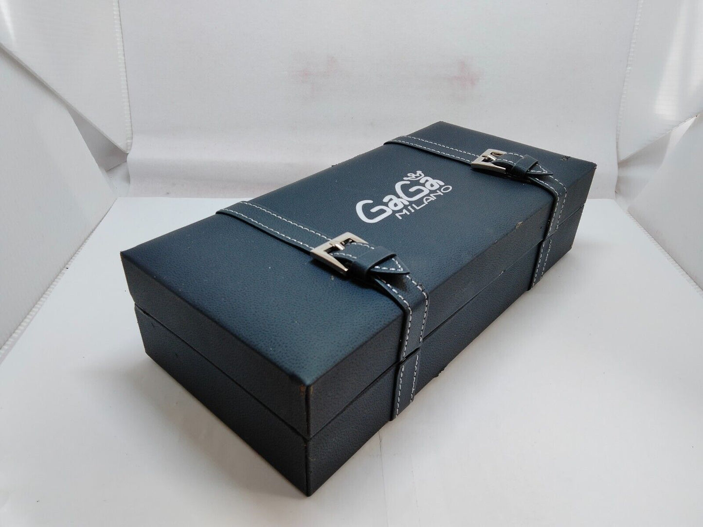 VINTAGE GENUINE GAGA MILANO watch box case booklet 2015 black white 1003019yS