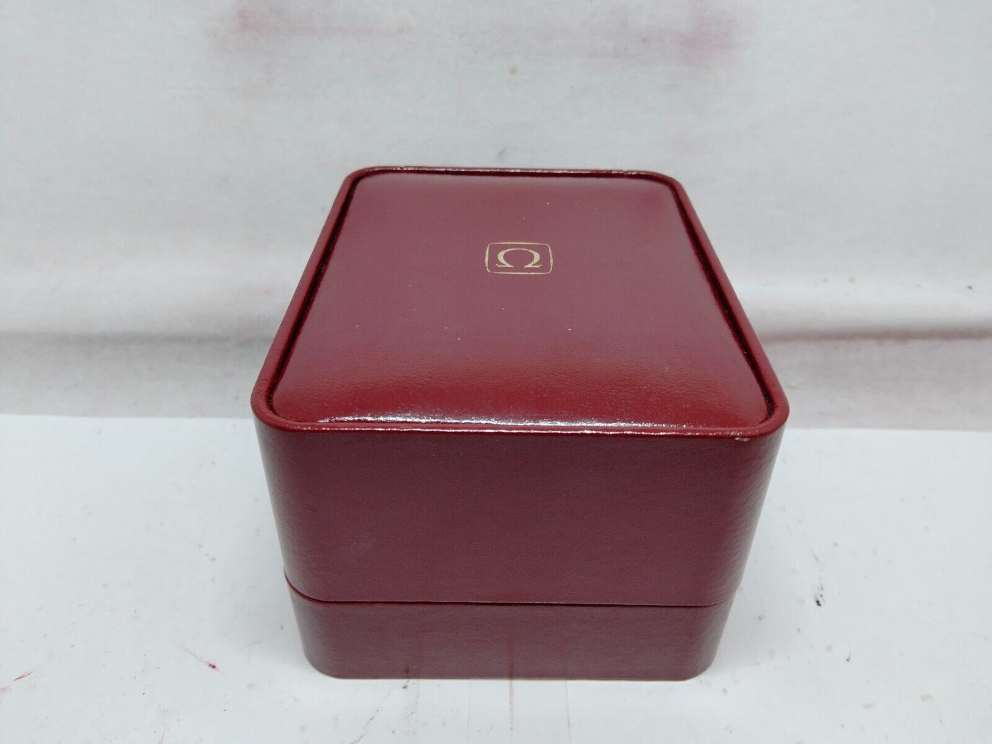 VINTAGE GENUINE OMEGA Seamaster Speedmaster Red watch box case wood 230904007yS