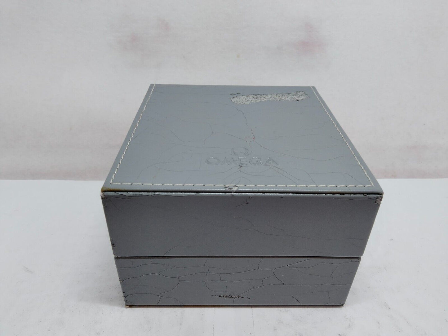 VINTAGE GENUINE OMEGA Speedmaster Seamaster Gray watch box case 230606002yS