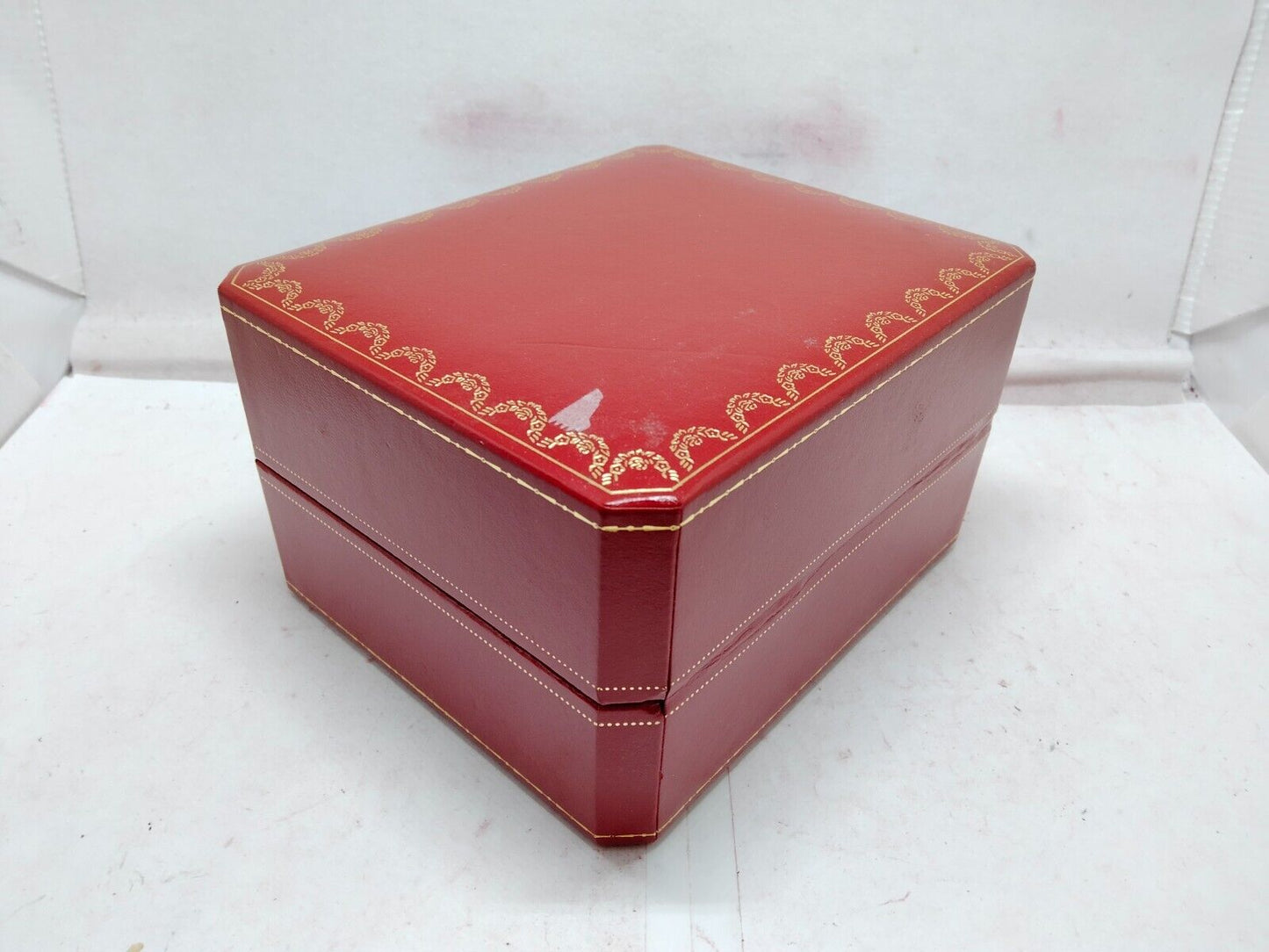 VINTAGE GENUINE CARTIER CO 1018 Red watch box case CO 1018 white 230921007y1S