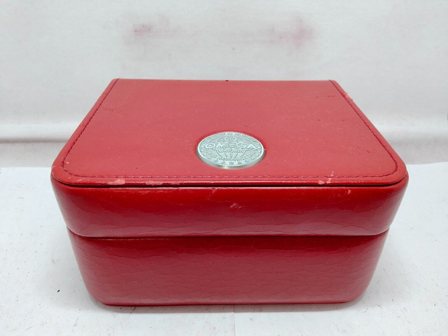 VINTAGE GENUINE OMEGA Seamaster Speedmaster watch box case red wood 230712002y2S