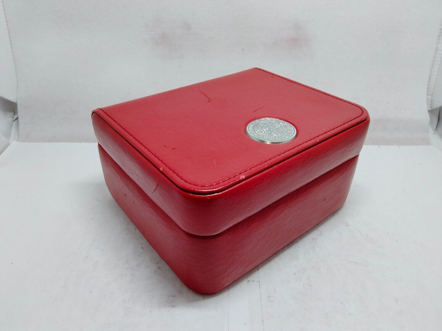 VINTAGE GENUINE OMEGA Speedmaster Seamaster Red watch box case wood 230607004yS