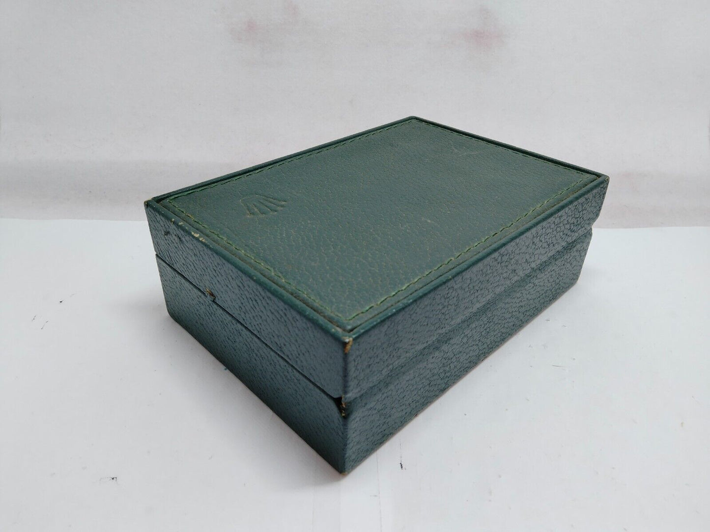 VINTAGE GENUINE ROLEX Green watch box case  no inner leather green 0119004y5S