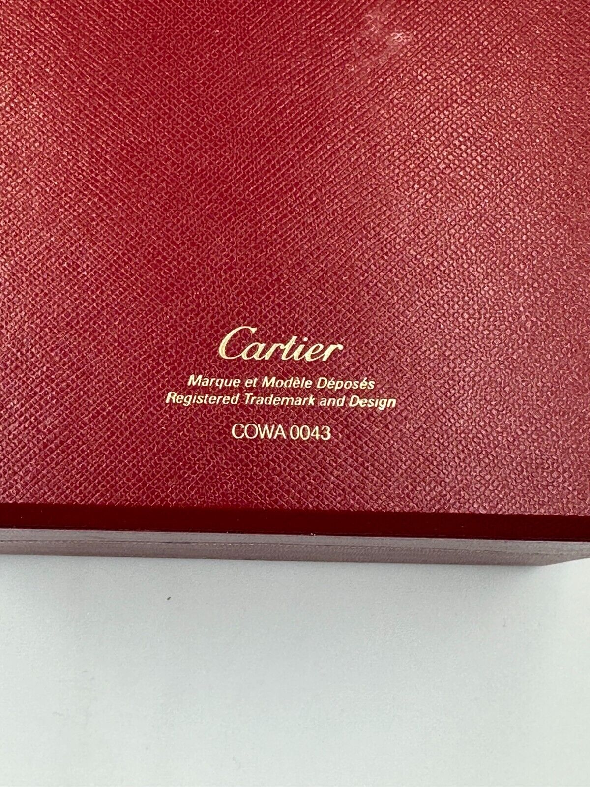 VINTAGE GENUINE CARTIER Red watch box case wood leather Booklet 240220009yA