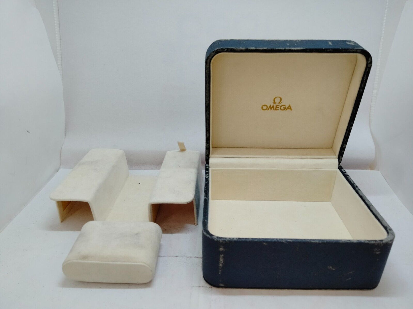 VINTAGE GENUINE OMEGA Blue Navy booklet watch case box leather 0824005y4S