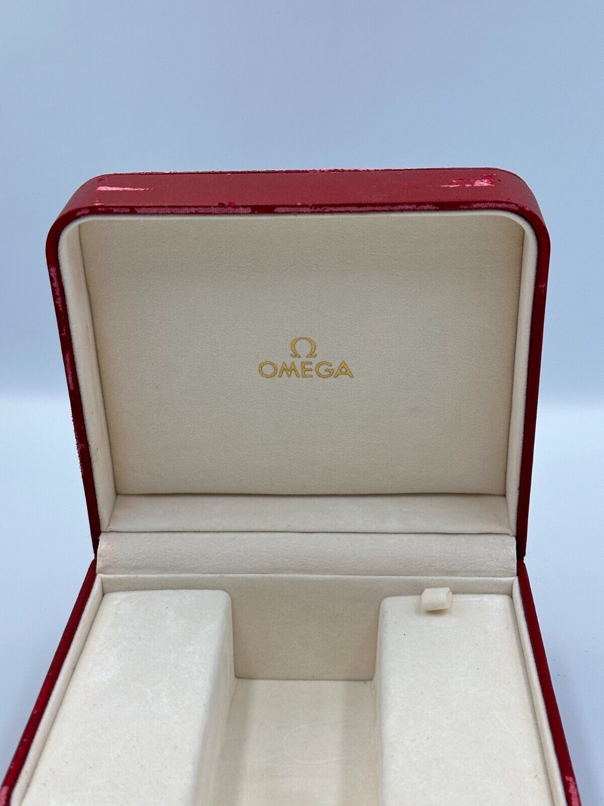 VINTAGE GENUINE OMEGA Speedmaster Seamaster Red watch box case wood 240201007yA