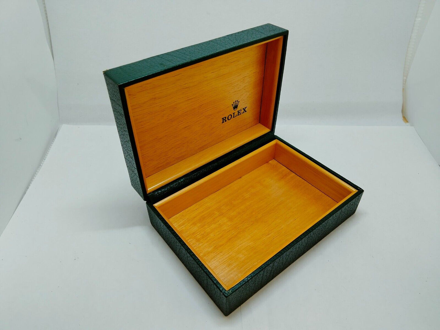 VINTAGE GENUINE ROLEX watch box case no inner cushion 68.00.01 green 0530001mS