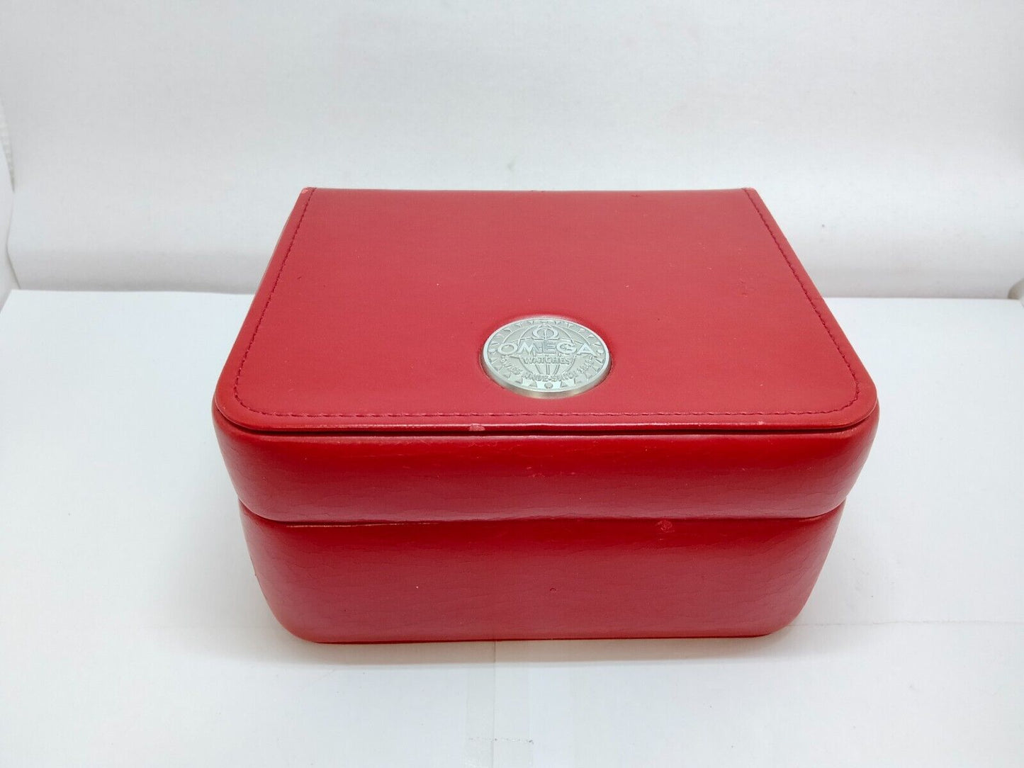 VINATAGE GENUINE OMEGA 3570.50 watch box case red Booklet receipt 0824004y3S