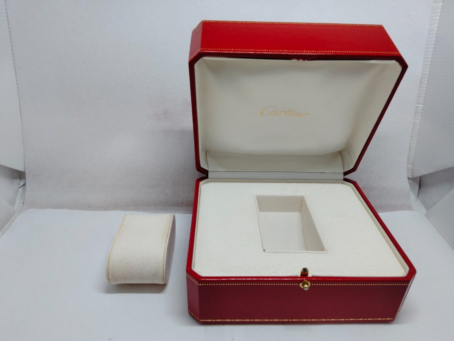 VINTAGE GENUINE CARTIER watch box case red leather booklet white 230530004yS