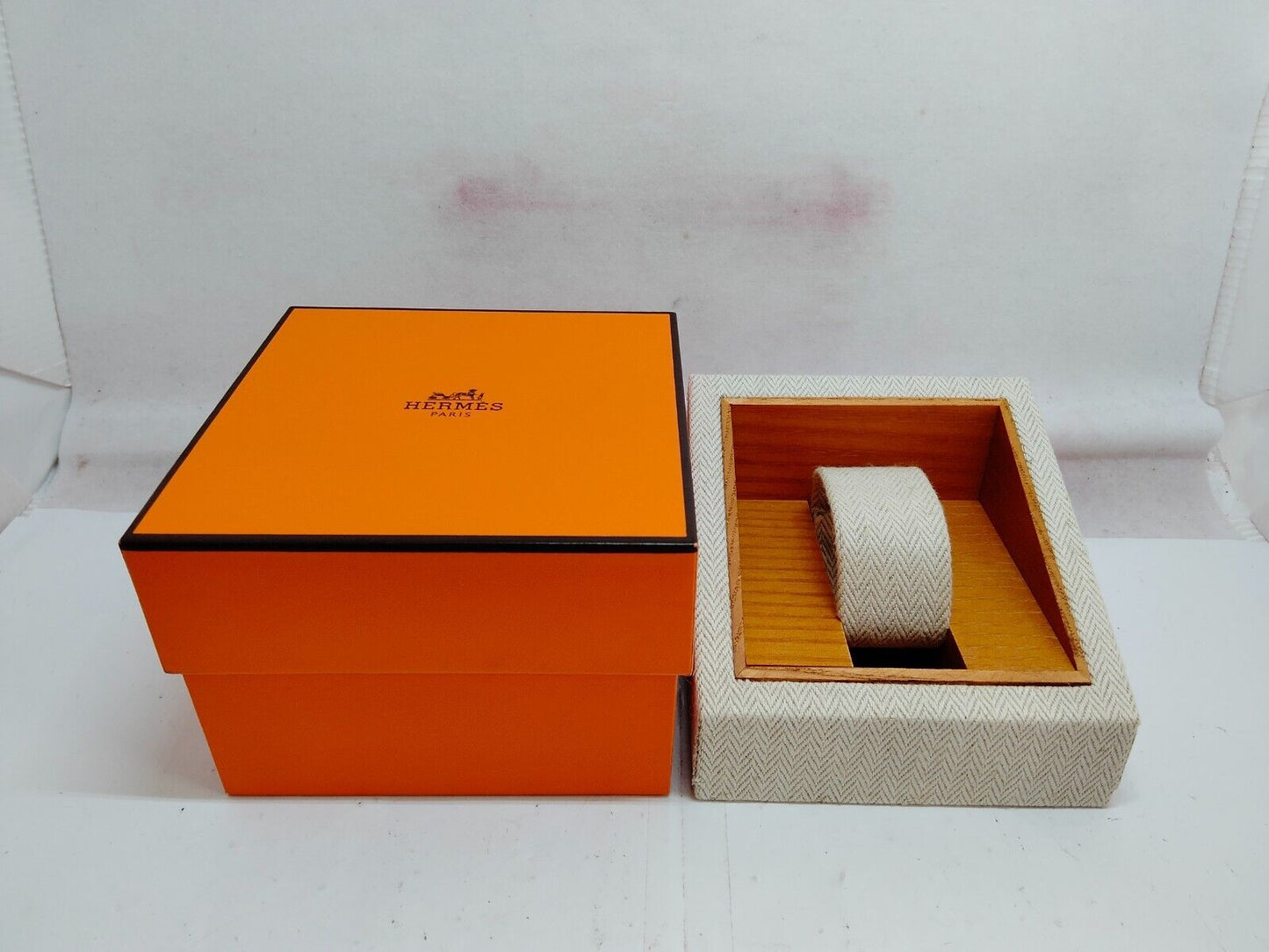 VINTAGE GENUINE HERMES watch box case wood leather orange 230803005y1S