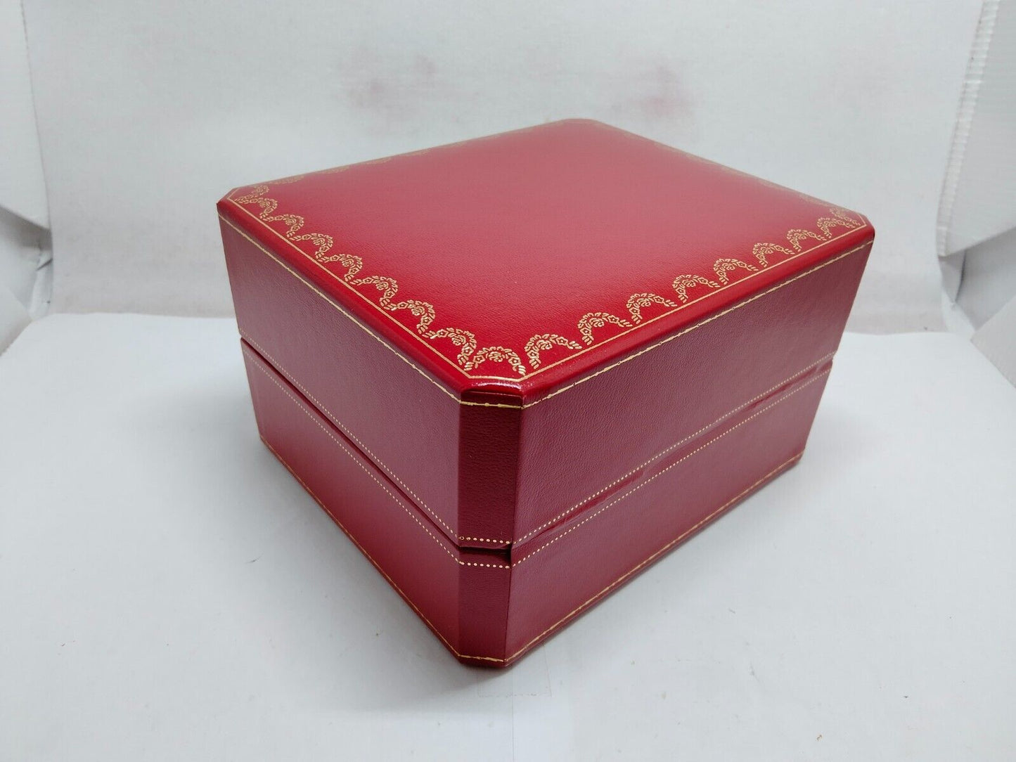 VINTAGE GENUINE CARTIER watch box case red leather booklet white 230530004yS