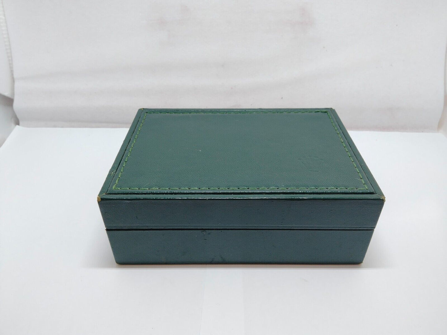 VINTAGE GENUINE ROLEX green watch box case 68.00.2 no inner cushion 1023003y1S