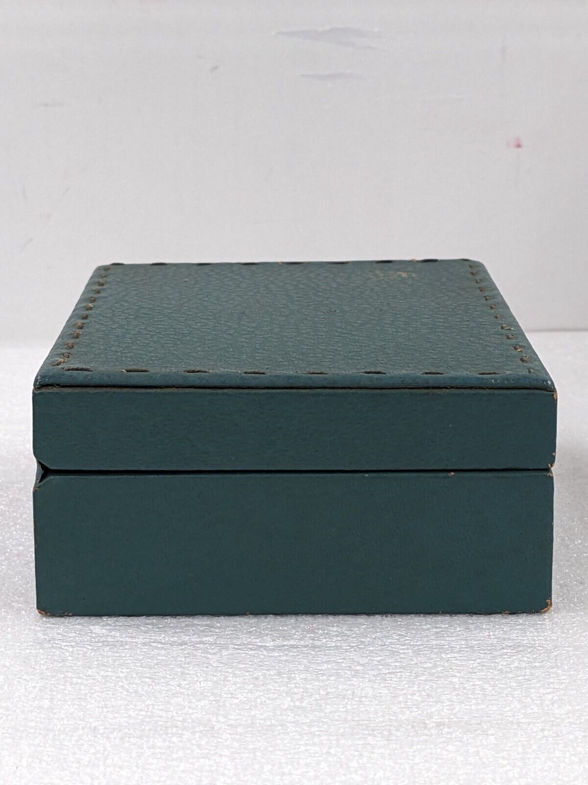 VINTAGE GENUINE ROLEX Green watch box case no inner 68.00.3 wood 231112002y1S