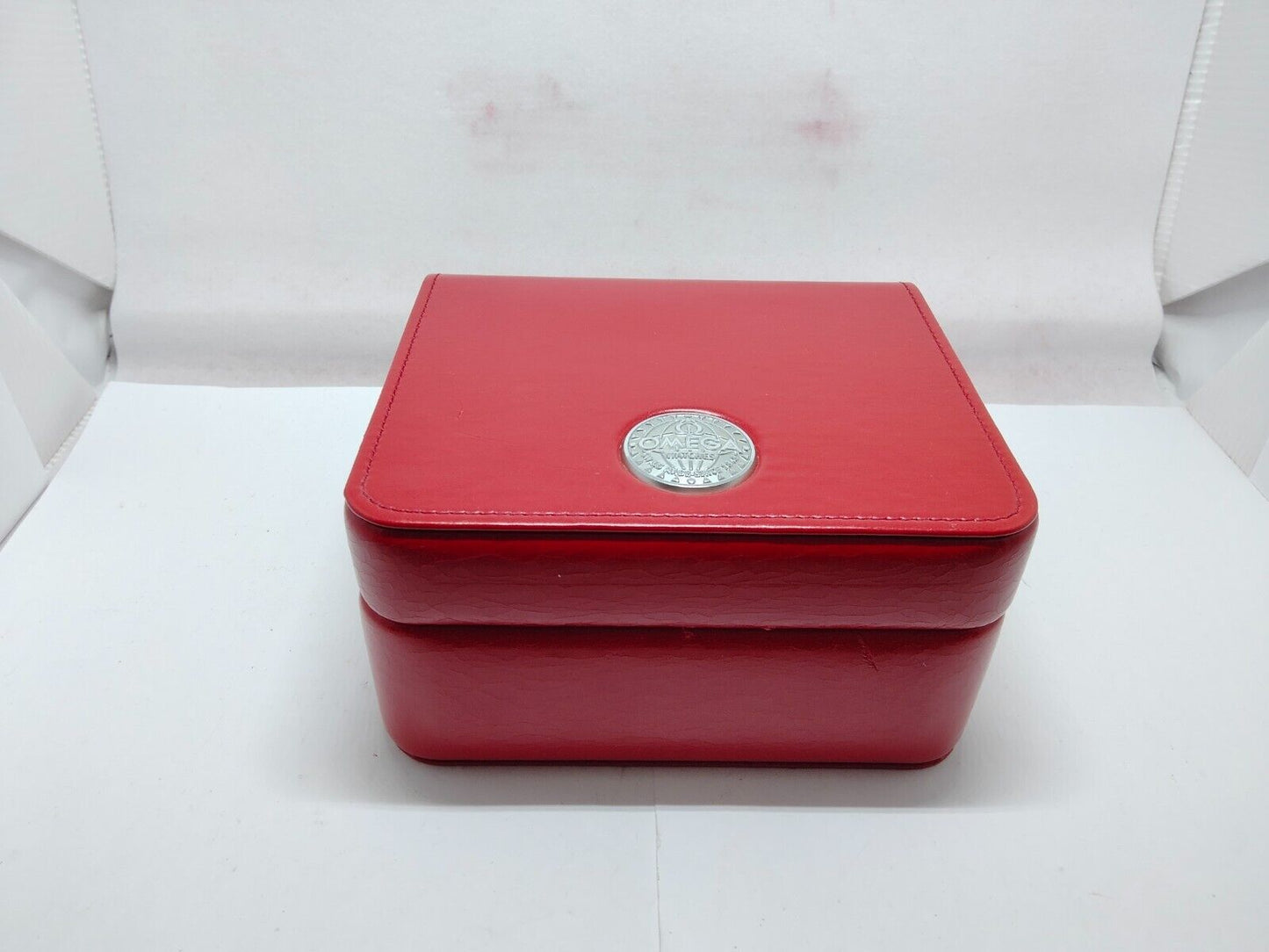 VINTAGE GENUINE OMEGA Speedmaster Seamaster watch box case booklet red 1025003yS