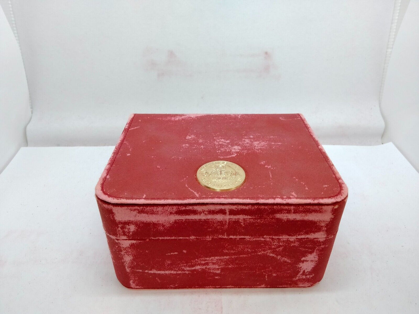 VINTAGE GENUINE OMEGA Speedmaster Seamaster red watch box case leather 0915014yS