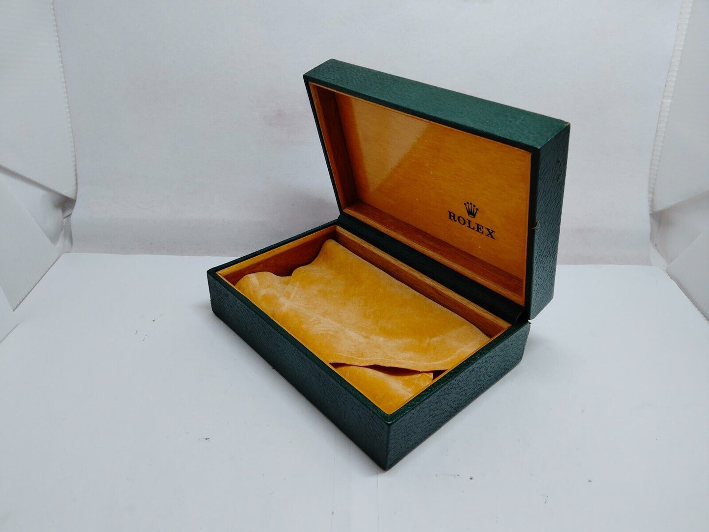 VINTAGE GENUINE ROLEX Green watch box case  no inner leather green 0119004y5S