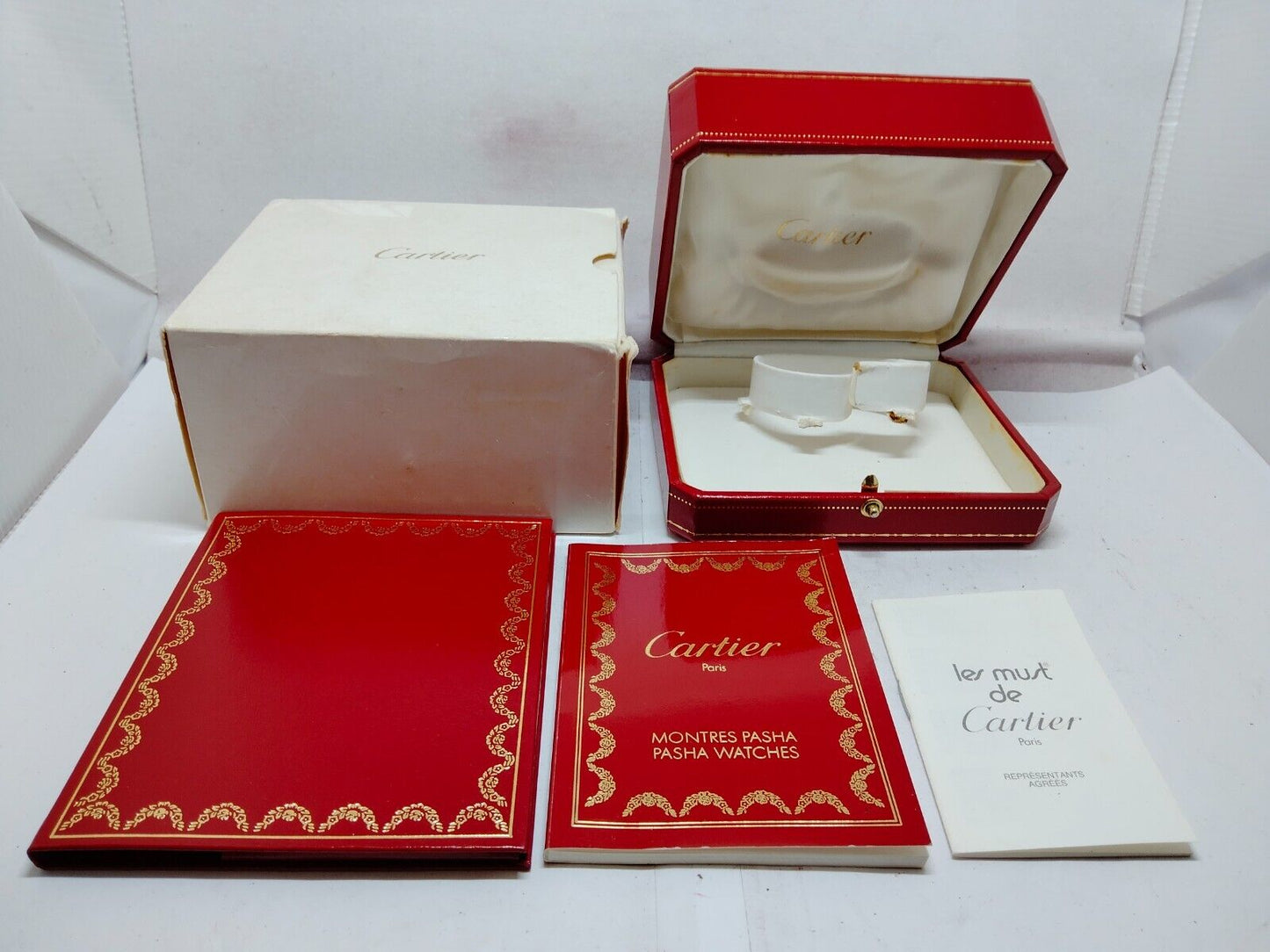 VINTAGE GENUINE CARTIER red watch box case wood leather booklet 230911019yS