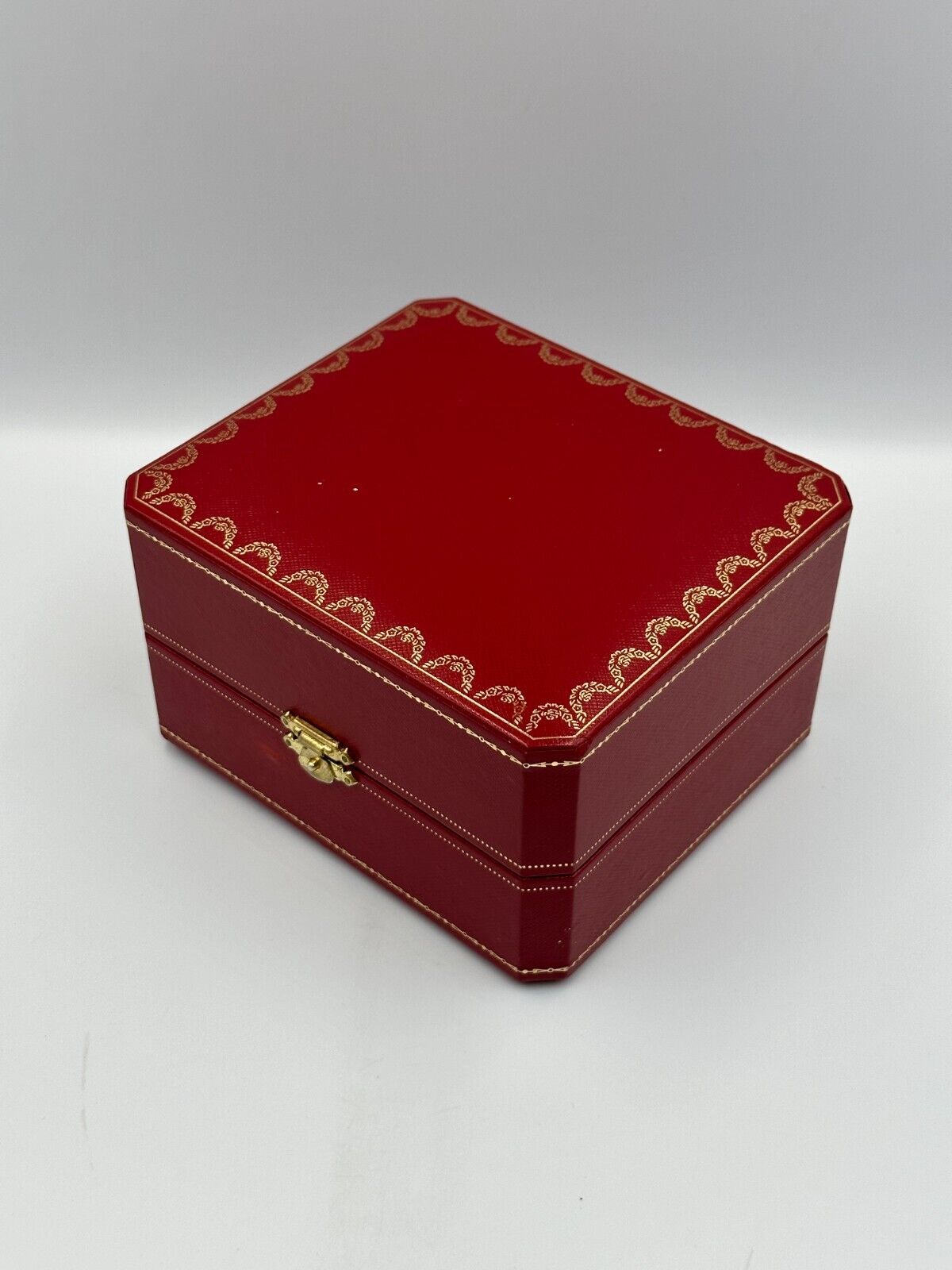 VINTAGE GENUINE CARTIER Red watch box case wood Booklet COWA 0043 240219001yA