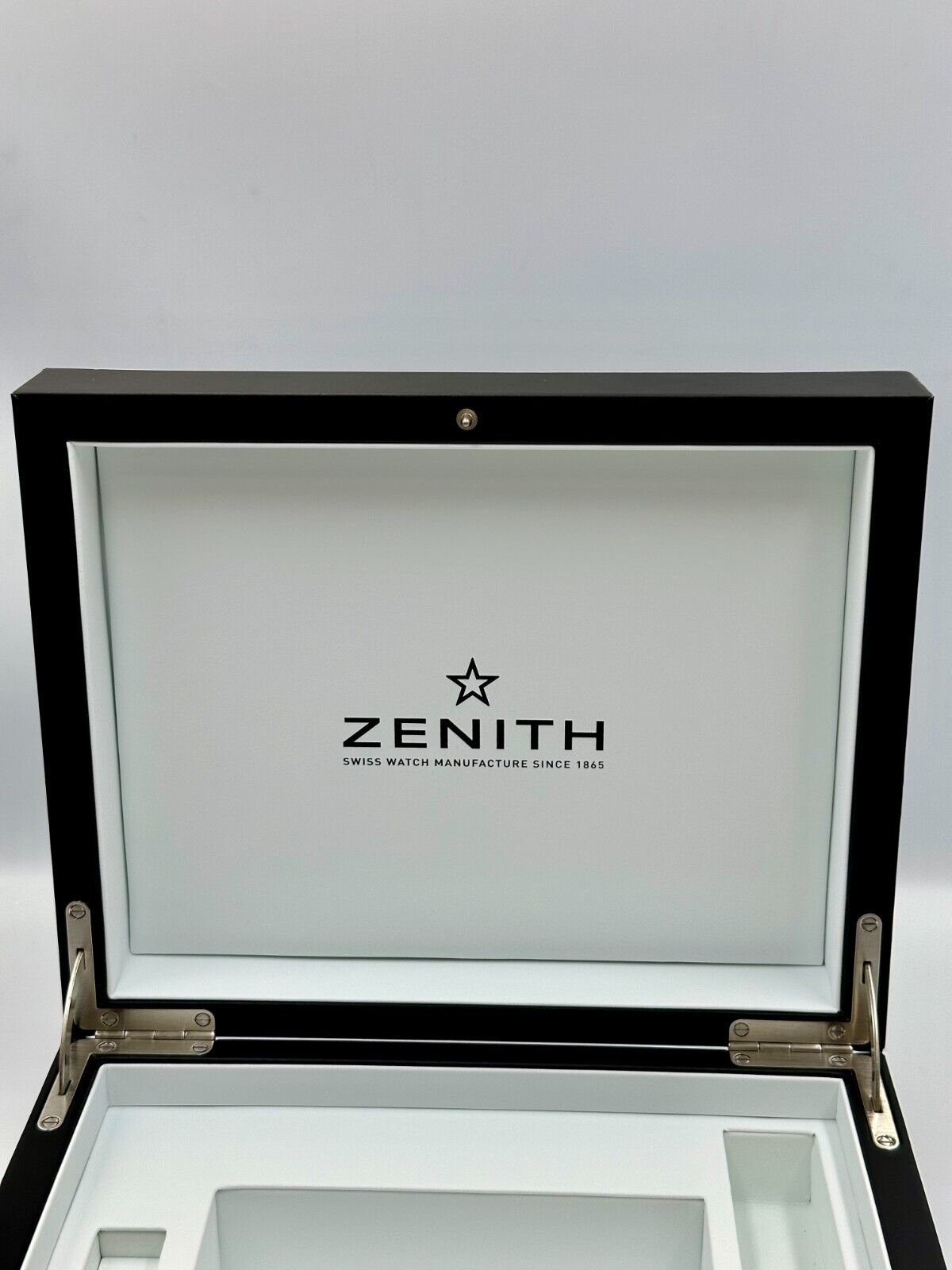 VINTAGE GENUINE ZENITH Black watch box case wood leather 240128007mA