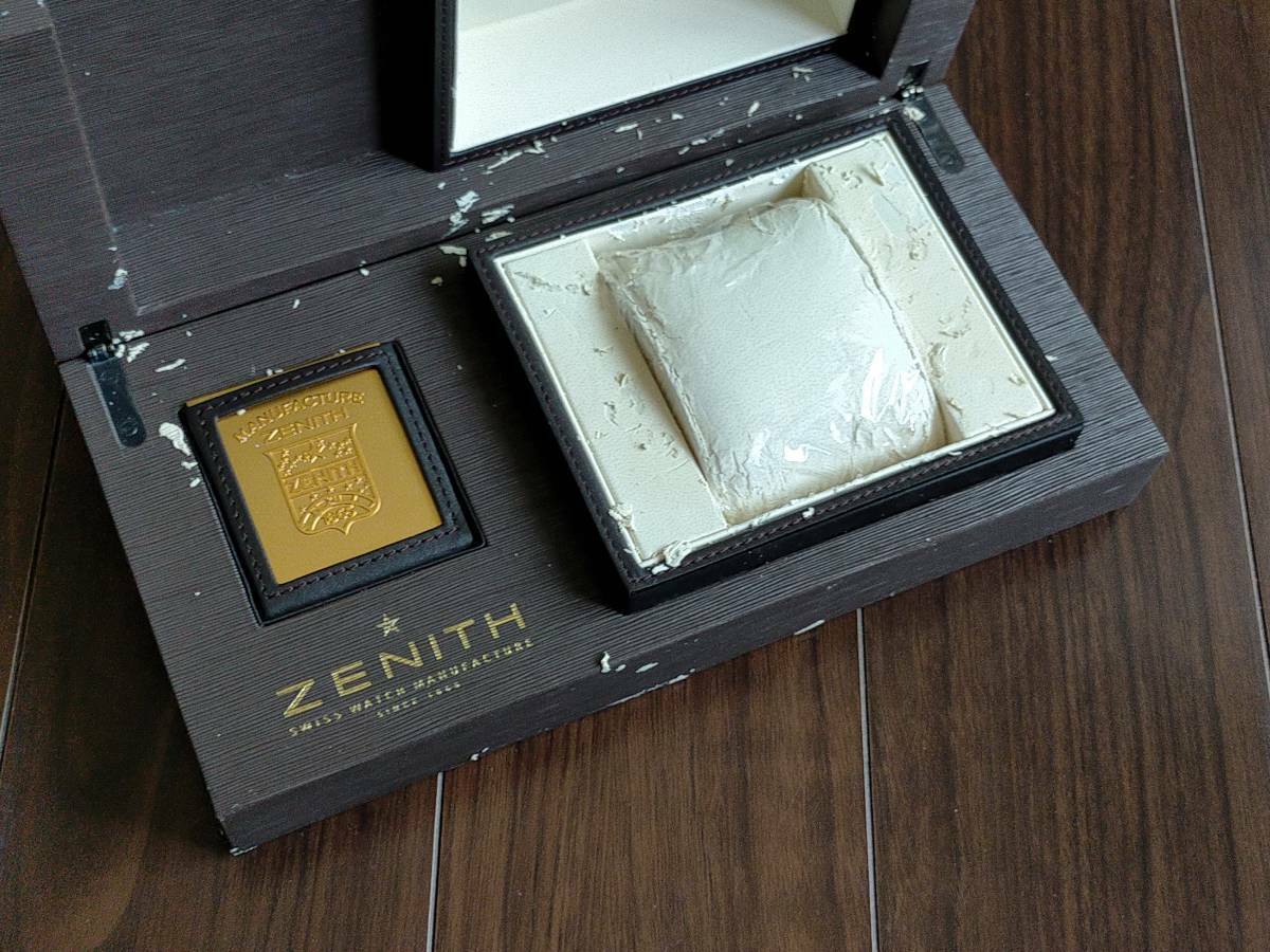 VINTAGE GENUINE ZENITH watch box case leather 0516002y