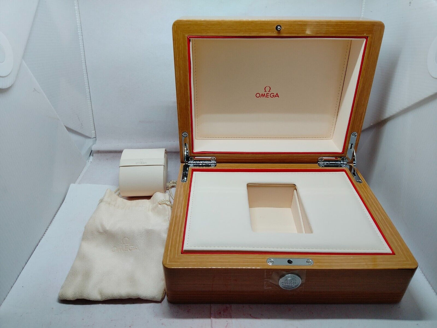 VINTAGE GENUINE OMEGA watch box case wood Speedmaster Seamaster 231018001yS