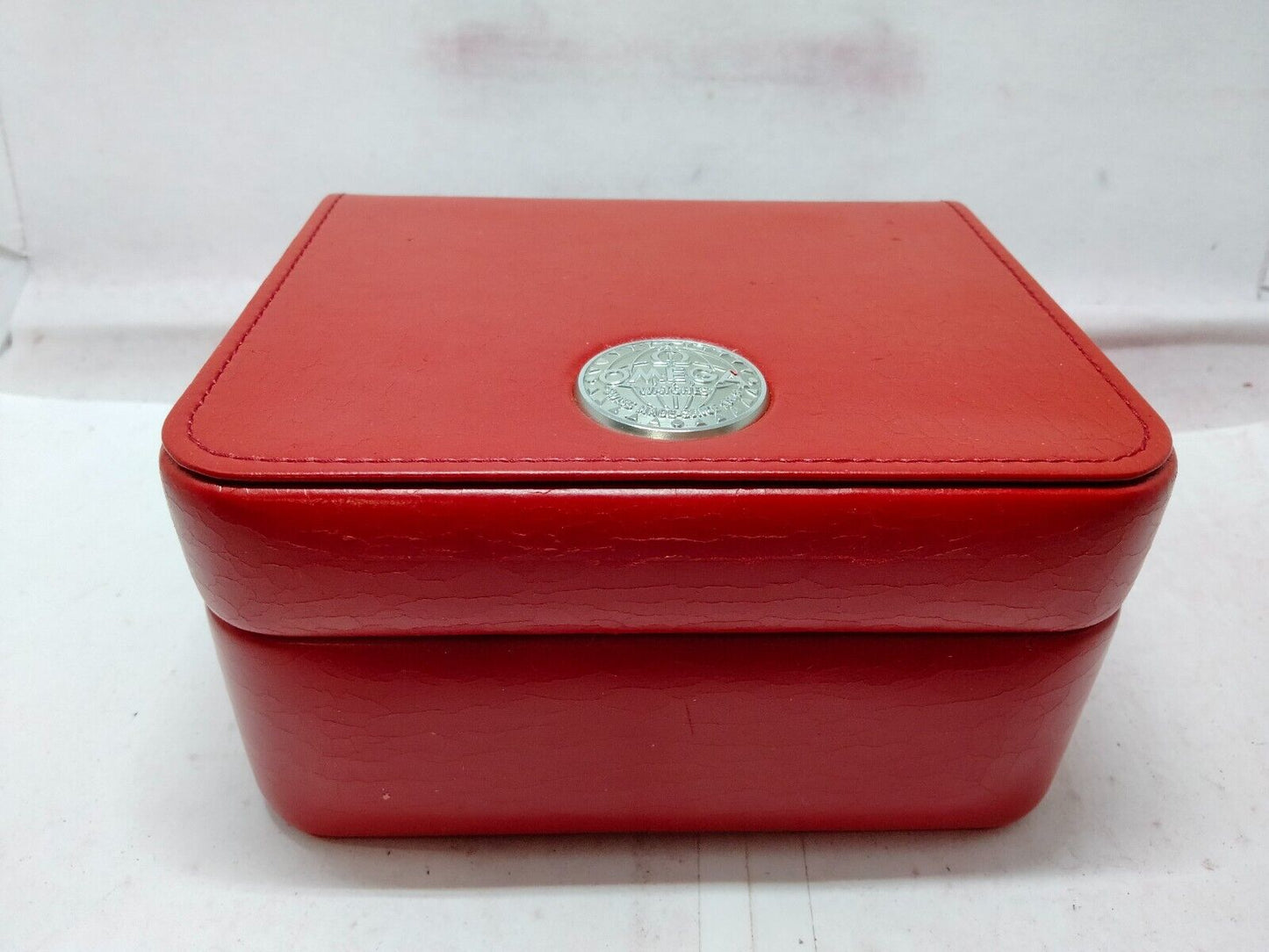 VINTAGE GENUINE OMEGA Speedmaster Seamaster Red watch box case wood 230915001yS