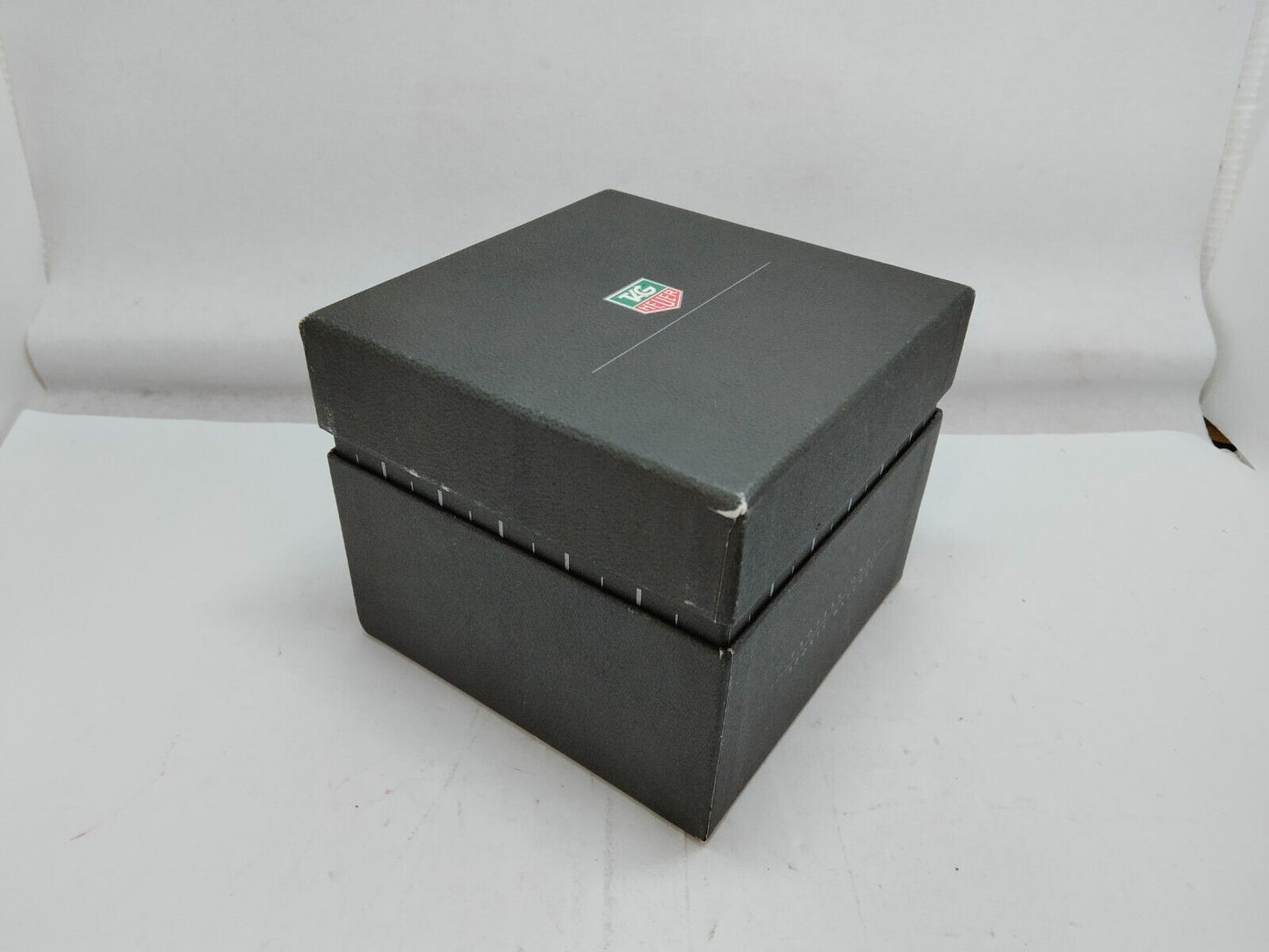 VINTAGE GENUINE TAG HEUER watch box case black leather 0831015e4S