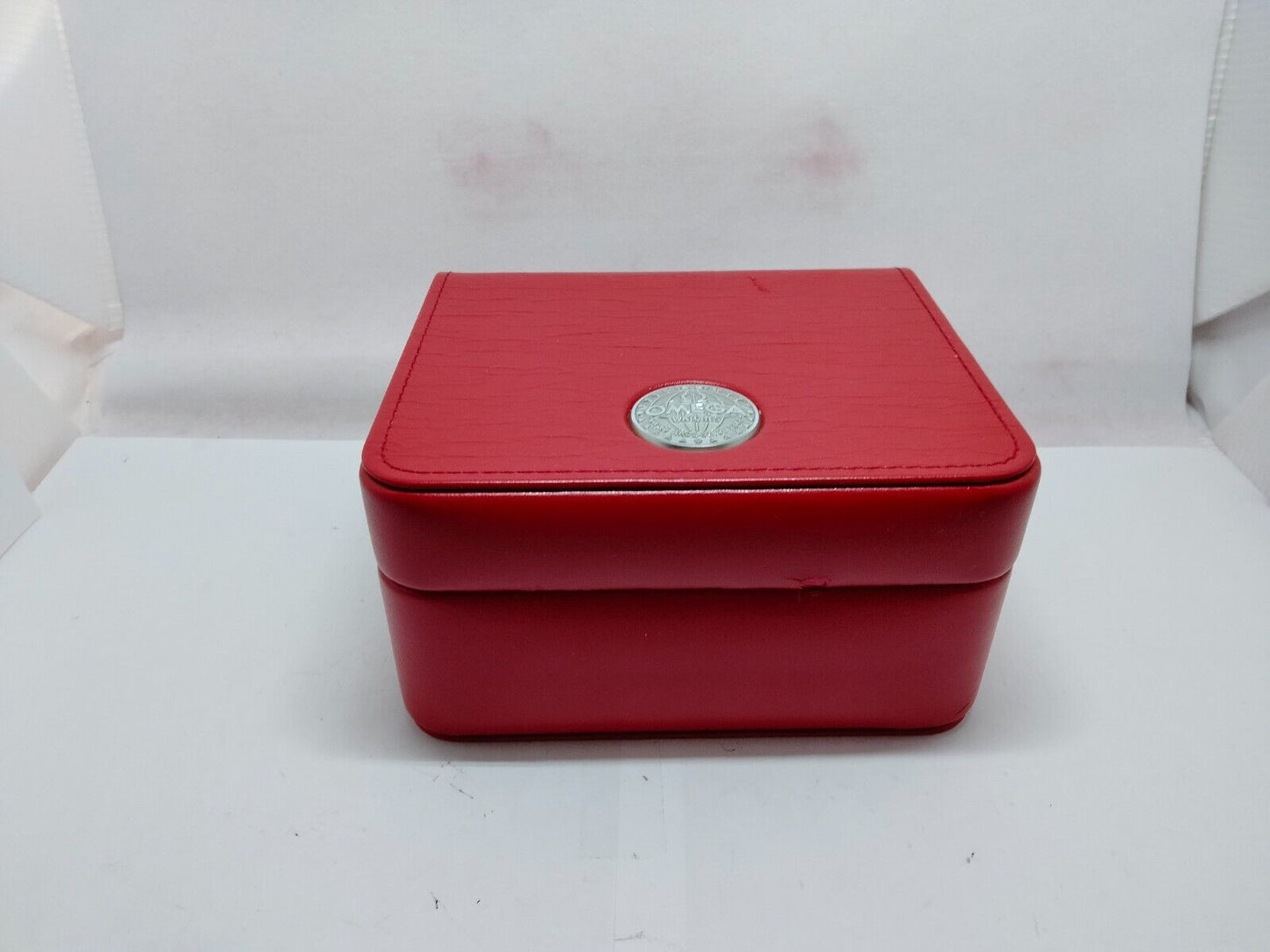 VINTAGE GENUINE OMEGA Speedmaster Seamaster watch box case booklet red 1202001yS