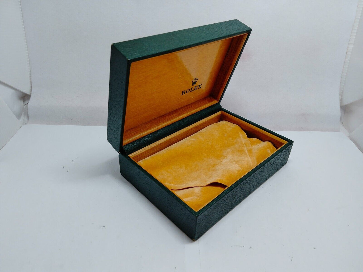 VINTAGE GENUINE ROLEX Green watch box case  no inner leather green 0119004y5S