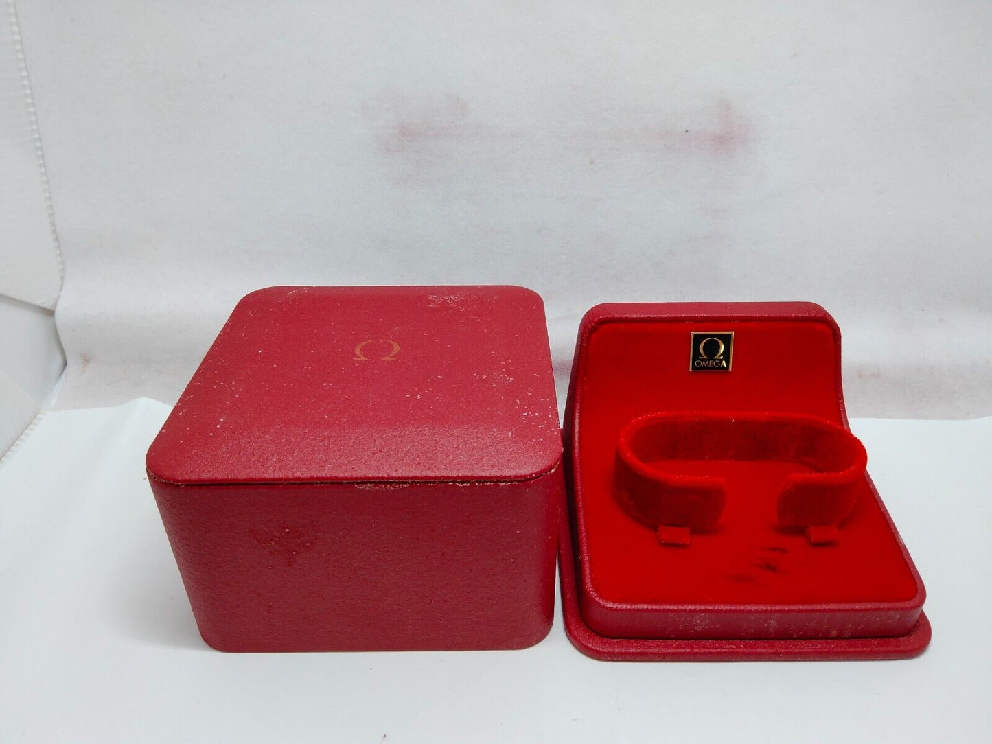 VINTAGE GENUINE OMEGA Seamaster Speedmaster watch box case red wood 230622001y7S