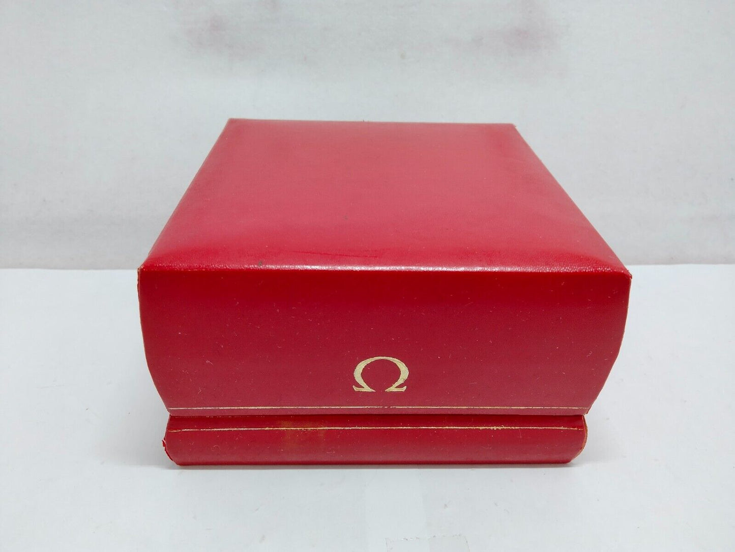 VINTAGE GENUINE OMEGA Speedmaster Seamaster watch box case red 230509002e1S