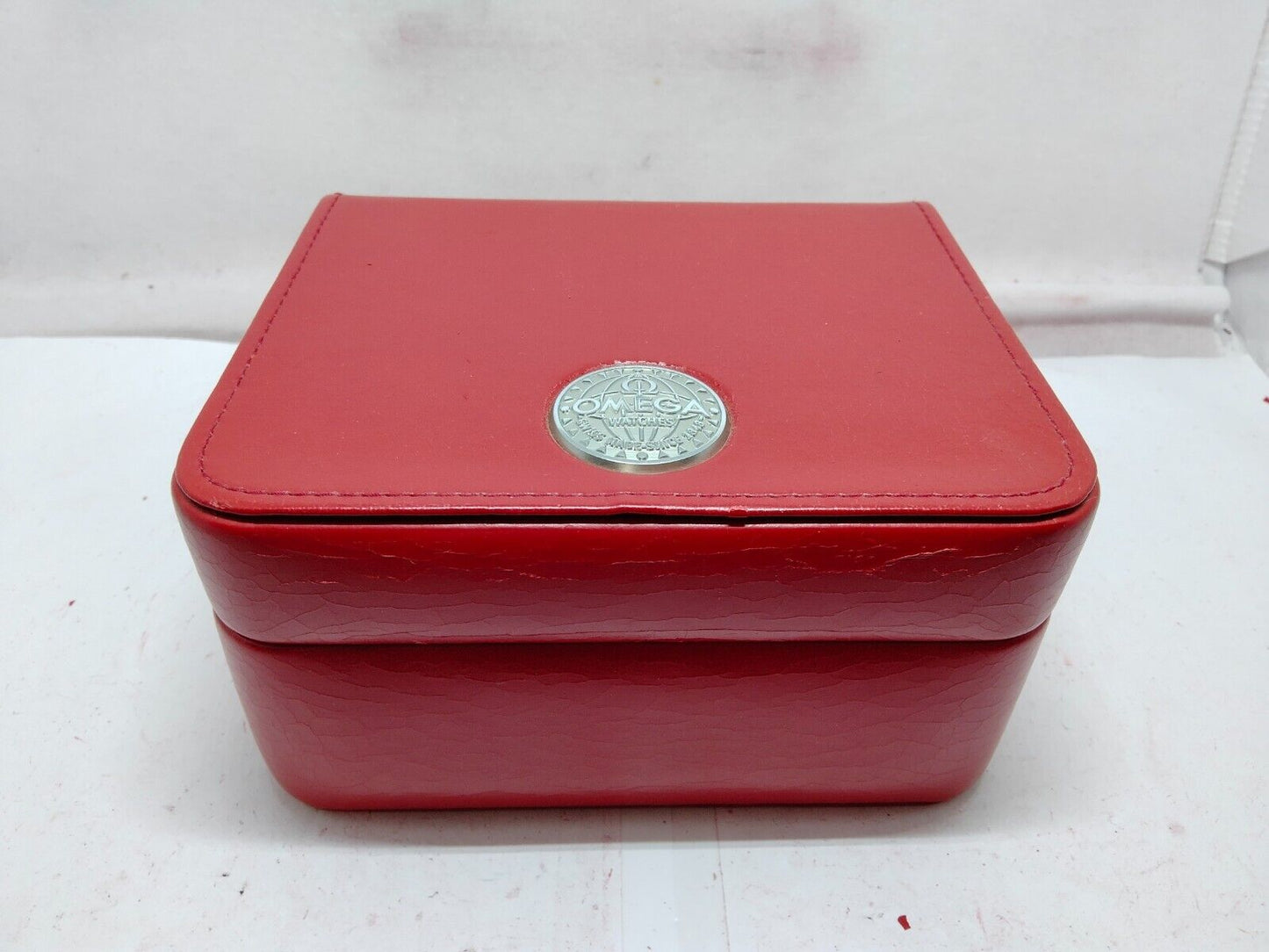 VINTAGE GENUINE OMEGA Speedmaster Seamaster watch box case red 230829014yS