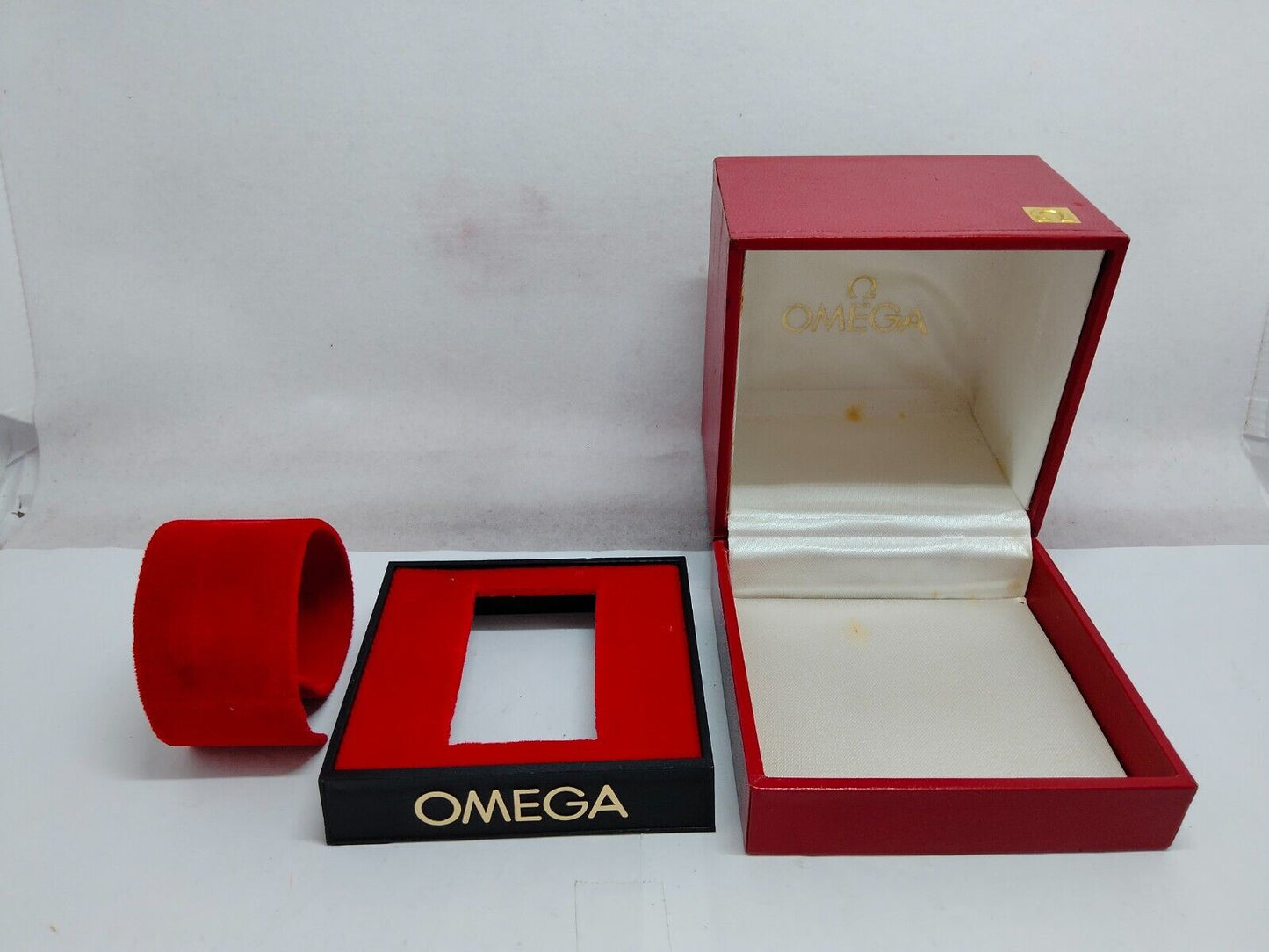 GENUINE OMEGA Speedmaster Seamaster no inner watch box case 230616001yS