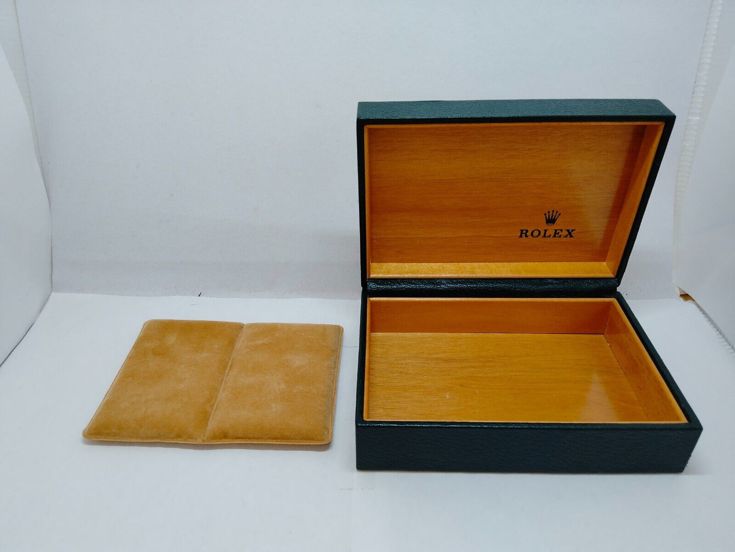 VINTAGE GENUINE ROLEX watch  box case green 68.00.55 0626001yS