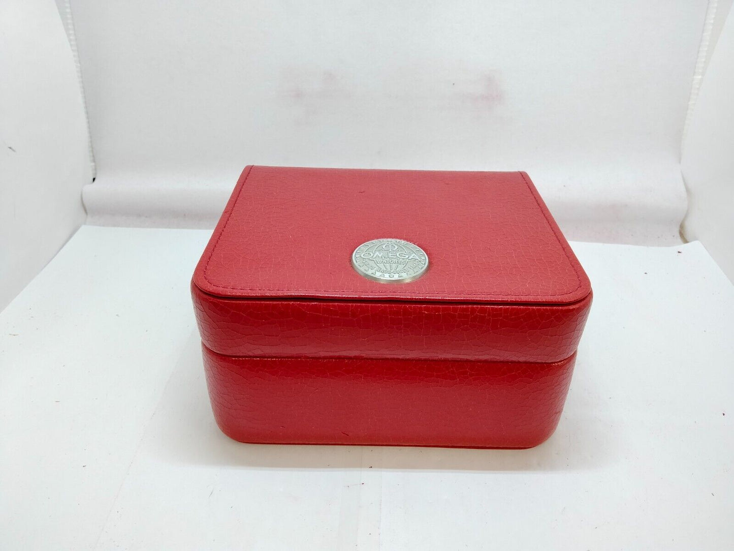 VINTAGE GENUINE OMEGA Seamaster Speedmaster watch box case booklet red 1003002yS