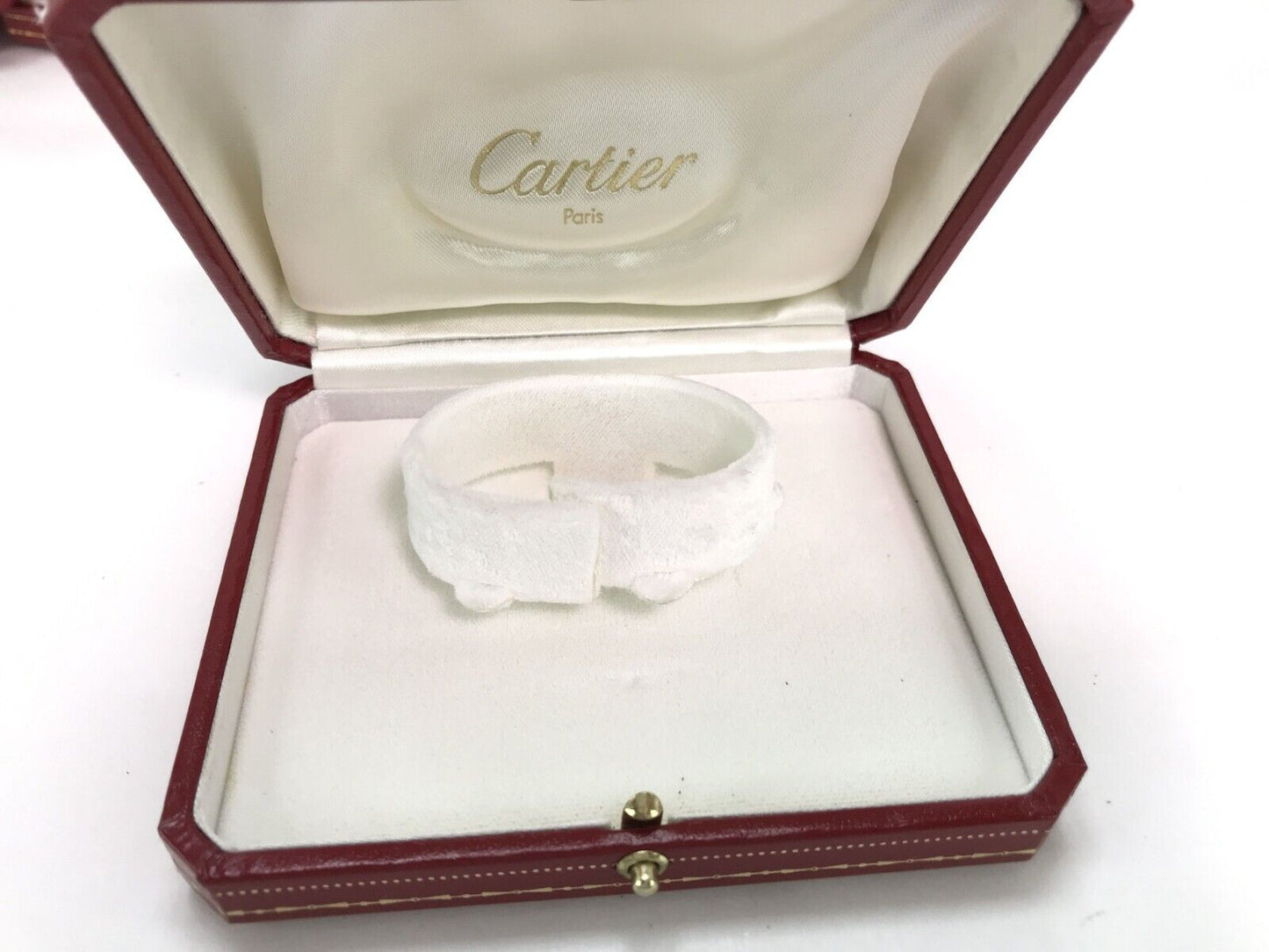 VINTAGE GENUINE CARTIER Red watch box case wood leather 4 set white 231213001eS