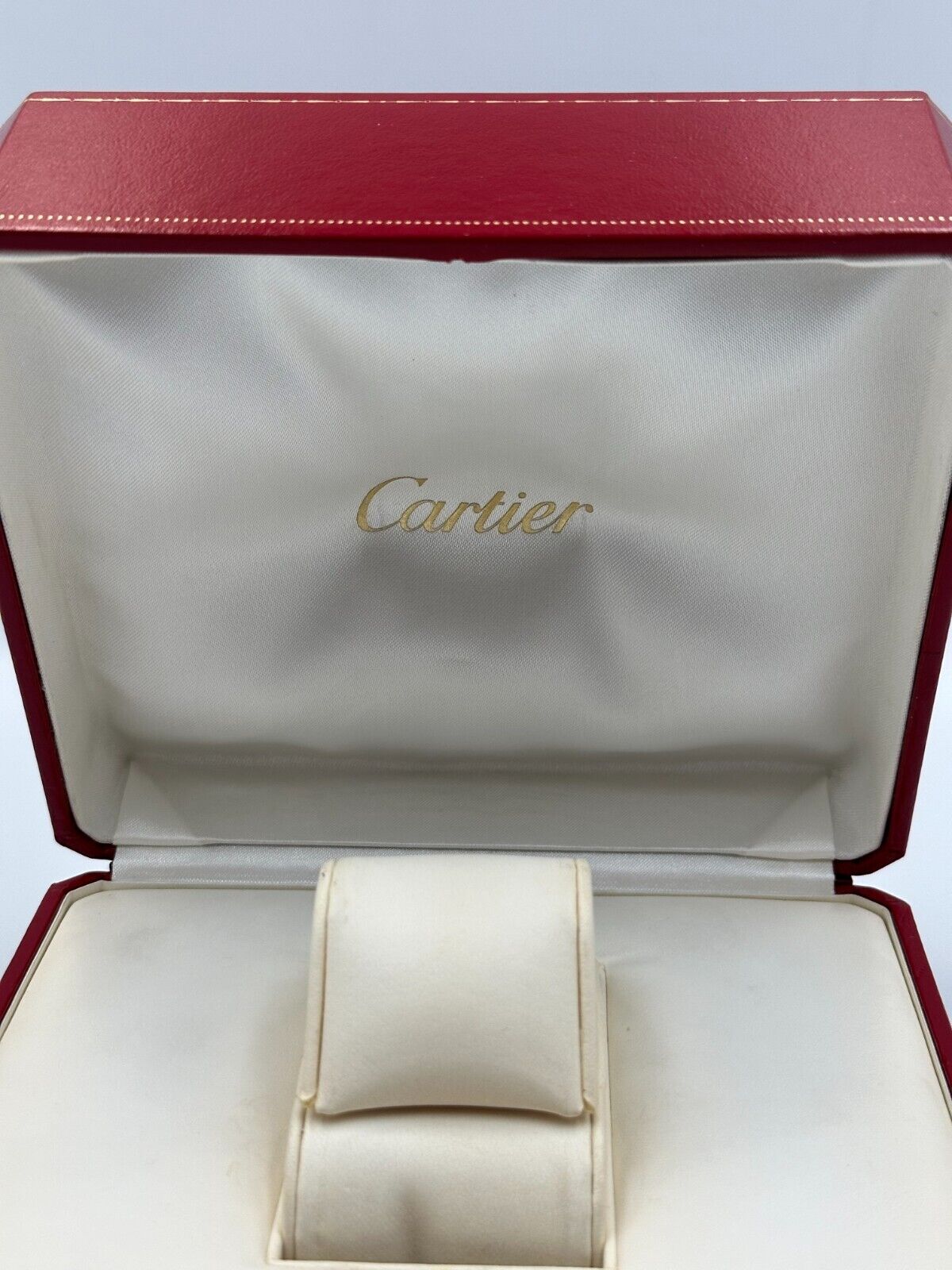 VINTAGE GENUINE CARTIER Red watch box case wood leather CO 1018 240128001yA