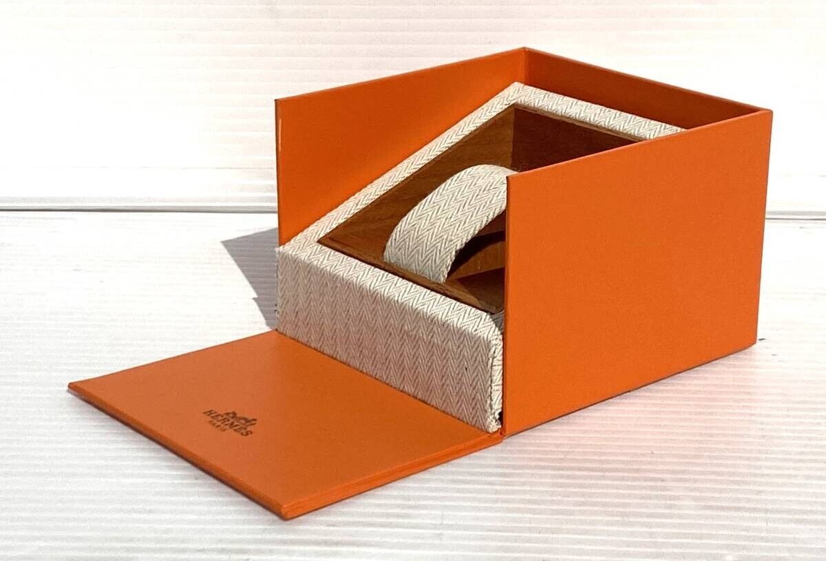 VINTAGE GENUINE HERMES watch box case Orange wood leather booklet 231018005yS